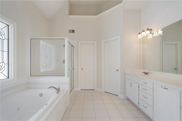 12564 Farley Street, Overland Park, KS 66213