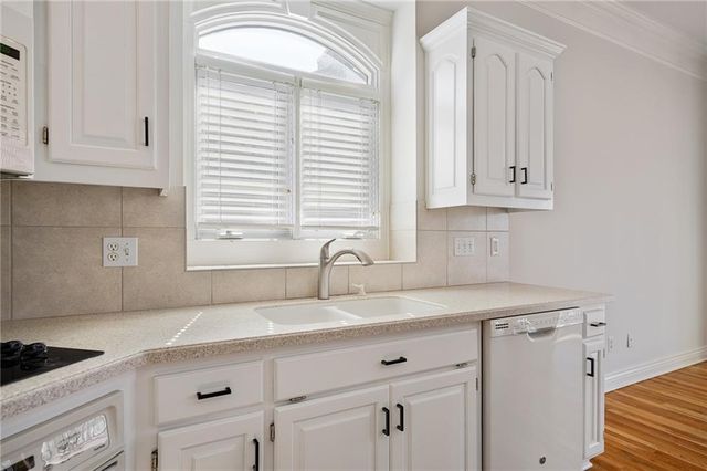 12564 Farley Street, Overland Park, KS 66213