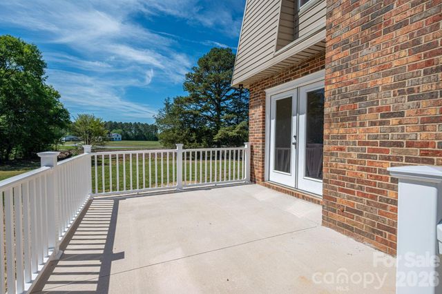2765 S Lafayette Street, Shelby, NC 28152