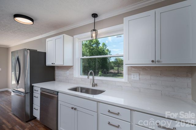 2765 S Lafayette Street, Shelby, NC 28152