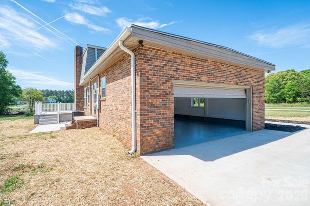 2765 S Lafayette Street, Shelby, NC 28152