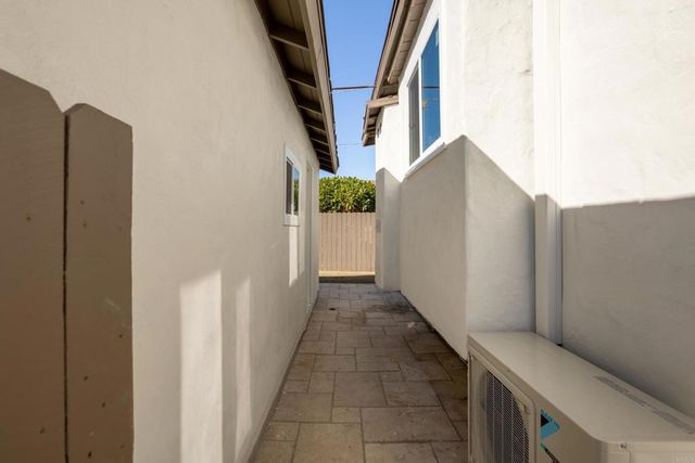 1728 Vesta st, Logan Heights, CA 92113