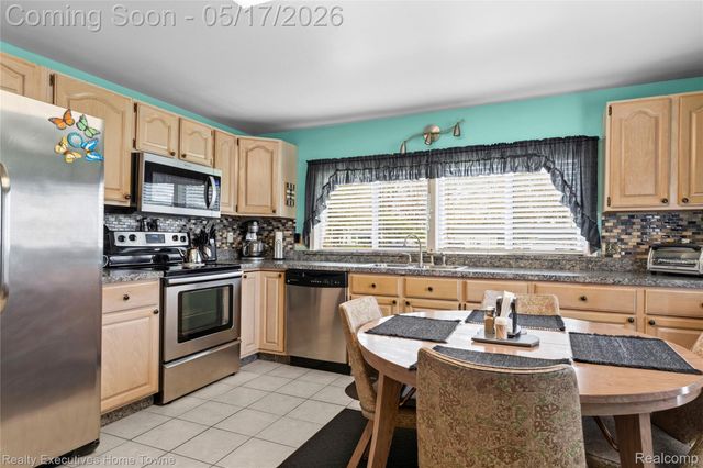 3368 Clyde Drive, Burtchville Township, MI 48059