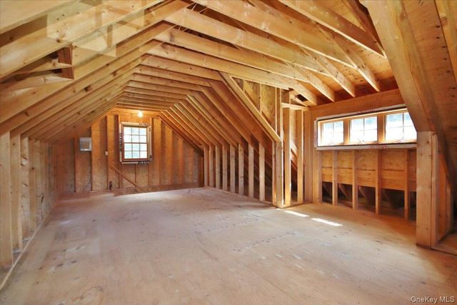 138 Round Hill Road, Montgomery, NY 12586