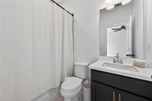 512 Cedar Crest Circle, Woodstock, GA 30188