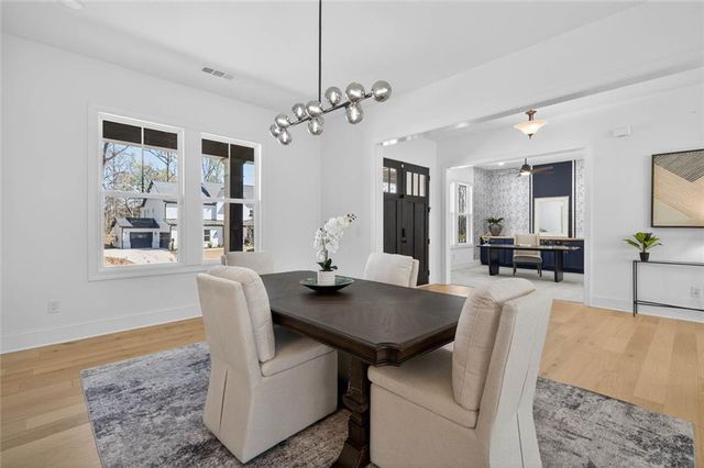 512 Cedar Crest Circle, Woodstock, GA 30188