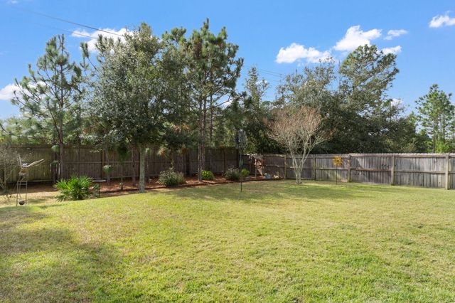 1827 Sundown Dr, Navarre, FL 32566