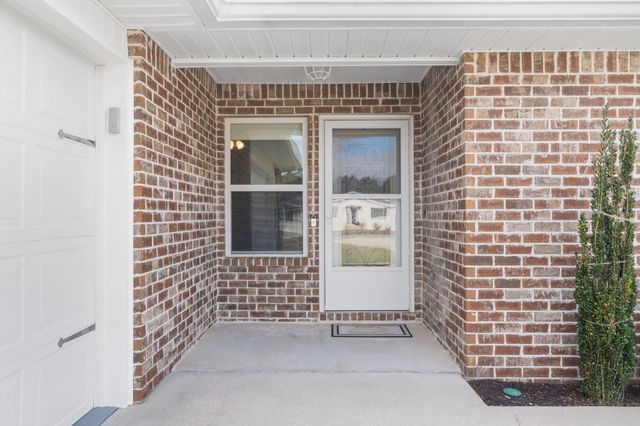 1827 Sundown Dr, Navarre, FL 32566