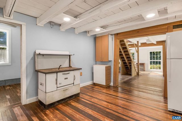 6878 CHAP PLACE LN, Crozet, VA 22932