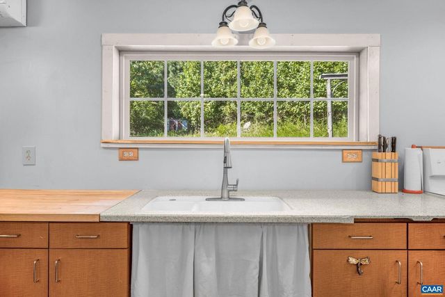 6878 CHAP PLACE LN, Crozet, VA 22932