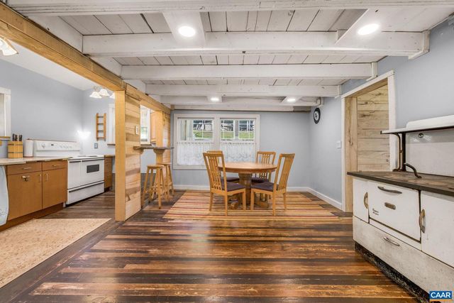 6878 CHAP PLACE LN, Crozet, VA 22932