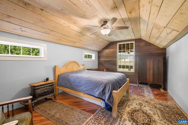 6878 CHAP PLACE LN, Crozet, VA 22932