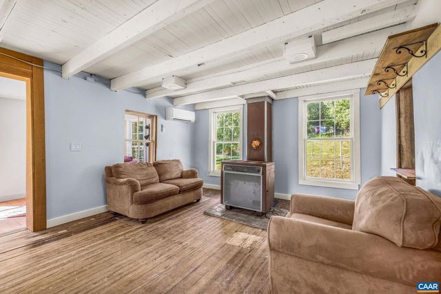 6878 CHAP PLACE LN, Crozet, VA 22932