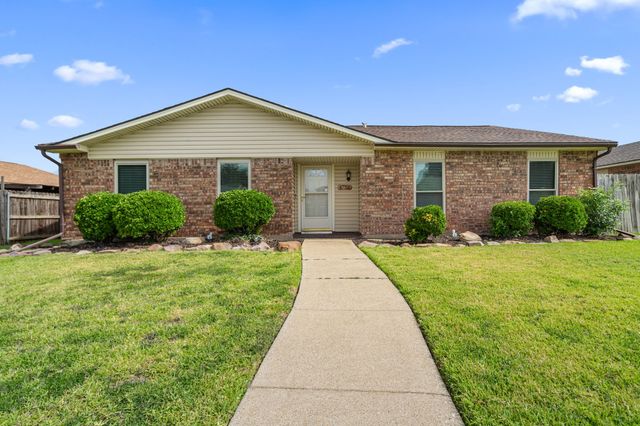 4758 Hamilton Court, The Colony, TX 75056