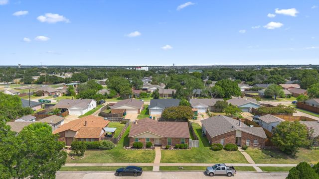 4758 Hamilton Court, The Colony, TX 75056