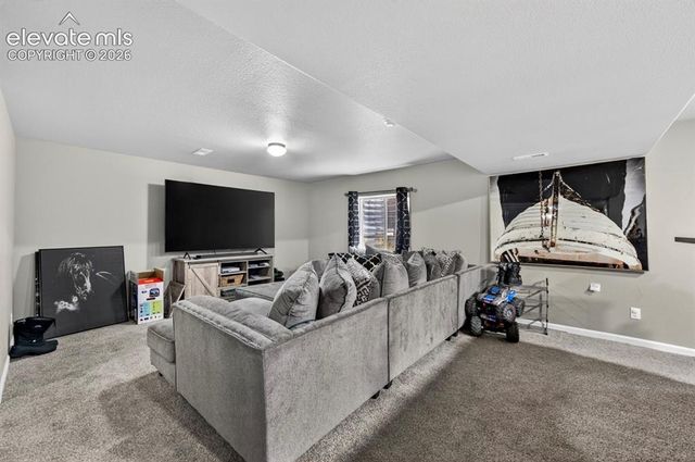 6390 Tranters Creek Way, Colorado Springs, CO 80925