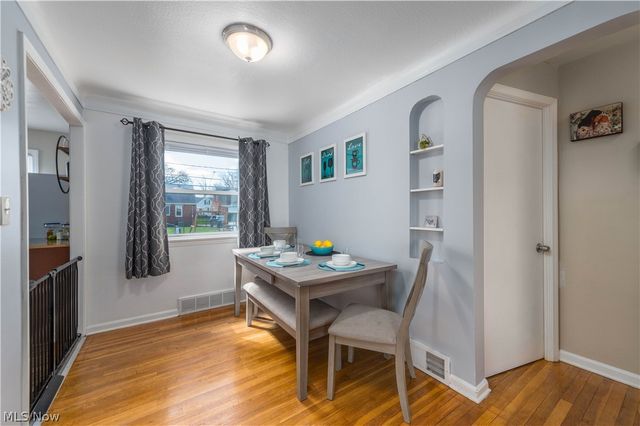 9109 Ansonia Avenue, Brooklyn, OH 44144