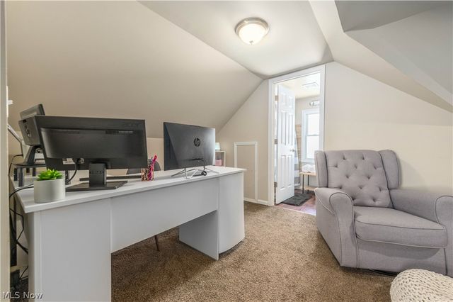 9109 Ansonia Avenue, Brooklyn, OH 44144