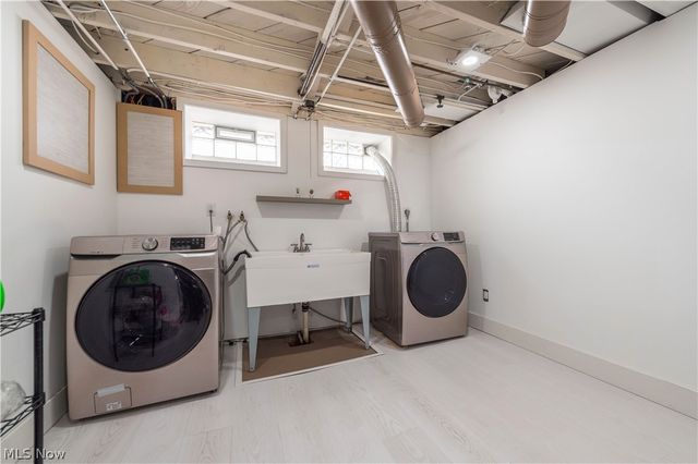 9109 Ansonia Avenue, Brooklyn, OH 44144