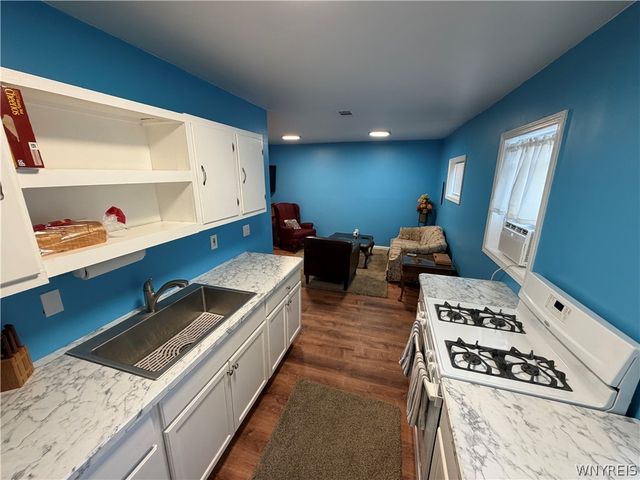76 Bush Street, Buffalo, NY 14207