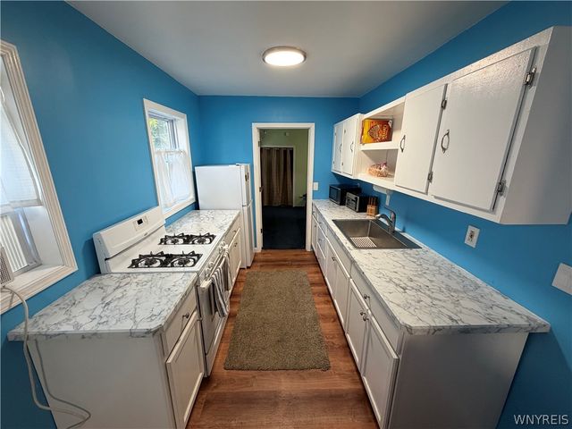 76 Bush Street, Buffalo, NY 14207