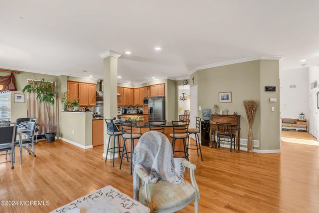 7 Duchess Drive, Monroe, NJ 08831