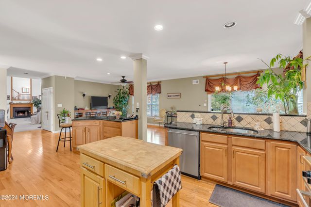 7 Duchess Drive, Monroe, NJ 08831