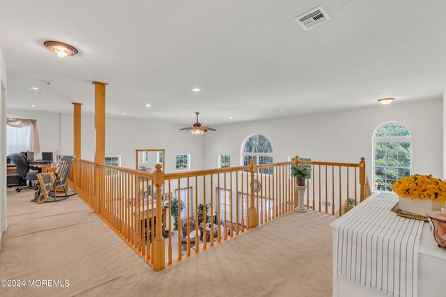 7 Duchess Drive, Monroe, NJ 08831