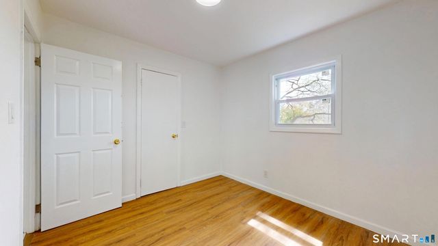 52 Glen Haven Road, New Haven, CT 06513