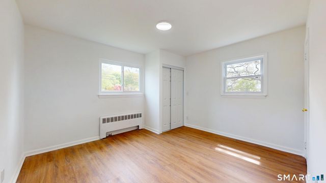 52 Glen Haven Road, New Haven, CT 06513