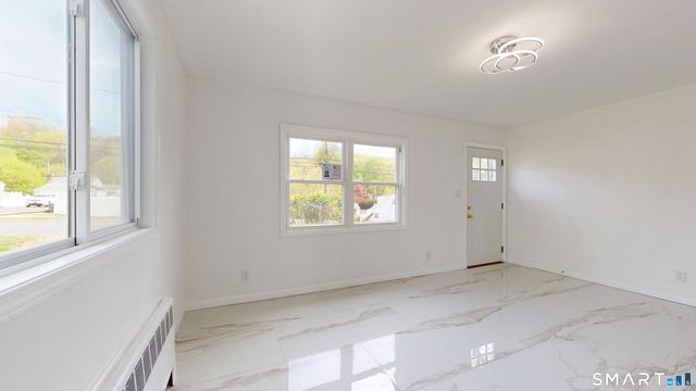 52 Glen Haven Road, New Haven, CT 06513