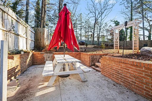 2494 Glenrock Drive, Decatur, GA 30032