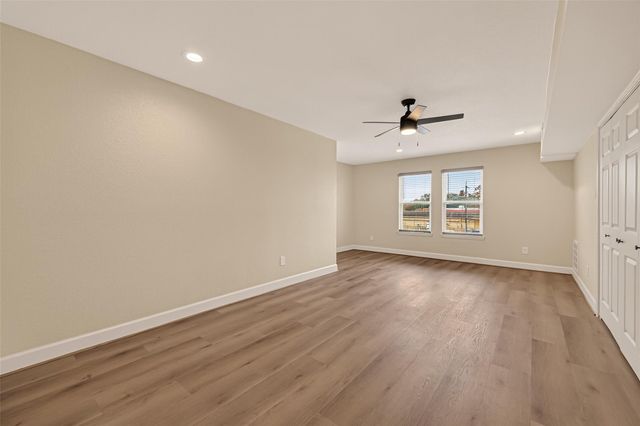 7430 Spencer Highway A, Pasadena, TX 77505