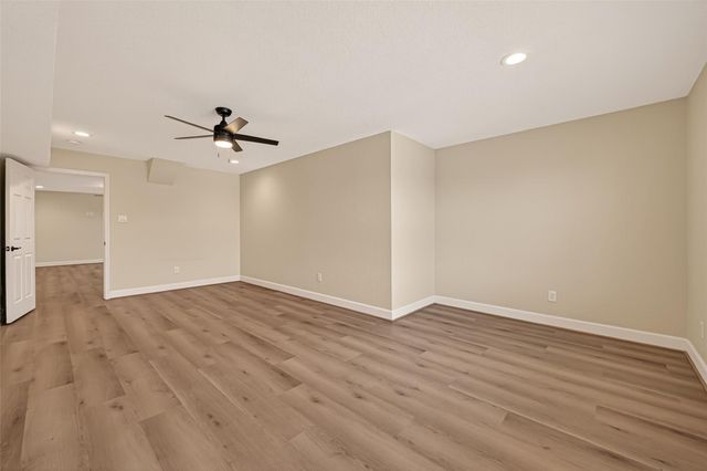 7430 Spencer Highway A, Pasadena, TX 77505