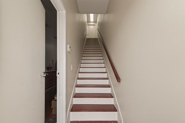 7430 Spencer Highway A, Pasadena, TX 77505