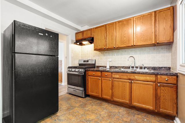 709 163rd Street, Calumet City, IL 60409