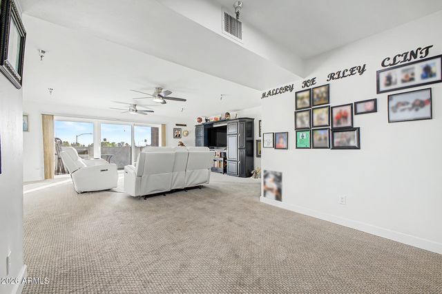 515 S PARKCREST -- 523, Mesa, AZ 85206