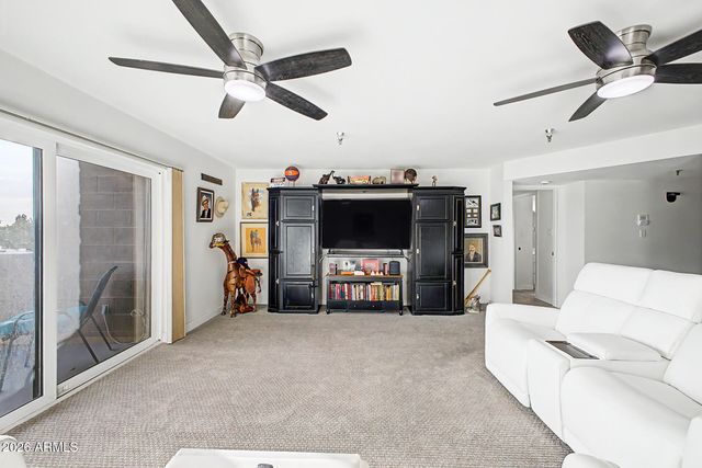 515 S PARKCREST -- 523, Mesa, AZ 85206