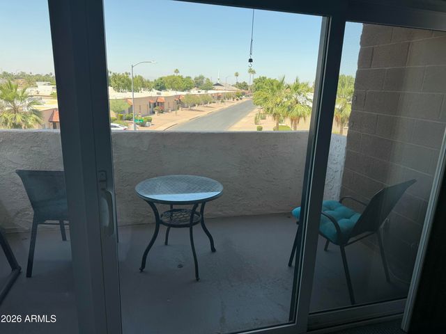 515 S PARKCREST -- 523, Mesa, AZ 85206