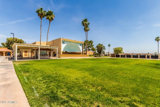 515 S PARKCREST -- 523, Mesa, AZ 85206