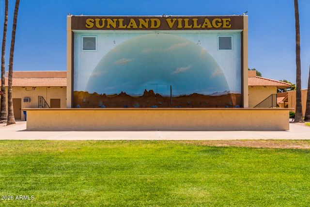 515 S PARKCREST -- 523, Mesa, AZ 85206