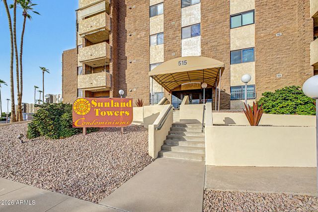 515 S PARKCREST -- 523, Mesa, AZ 85206