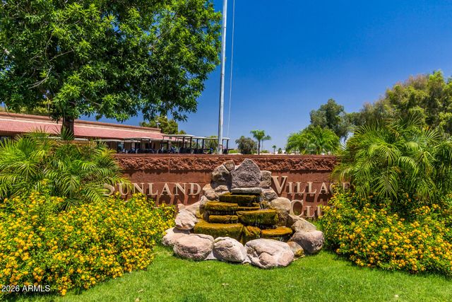 515 S PARKCREST -- 523, Mesa, AZ 85206