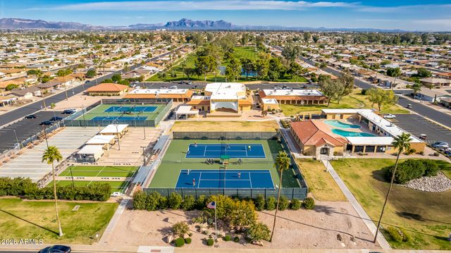515 S PARKCREST -- 523, Mesa, AZ 85206