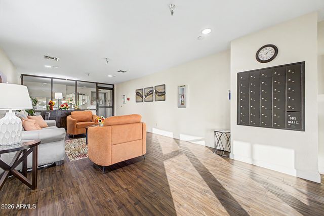 515 S PARKCREST -- 523, Mesa, AZ 85206