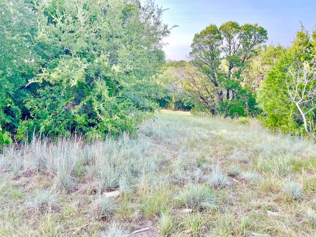 8033 Retreat Boulevard, Cleburne, TX 76033
