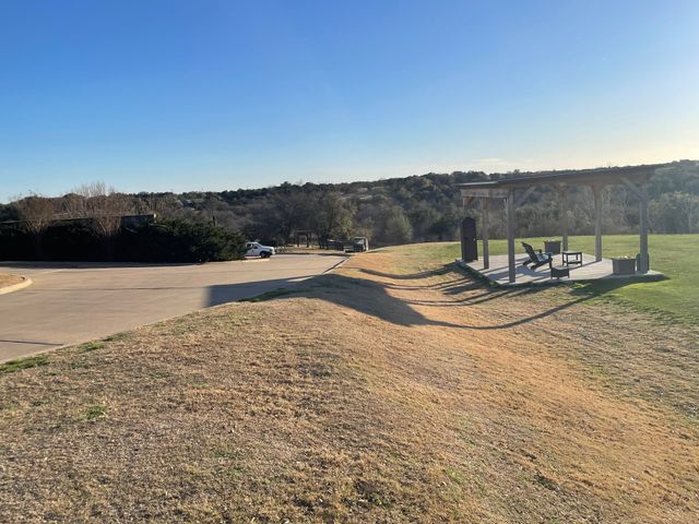 8033 Retreat Boulevard, Cleburne, TX 76033