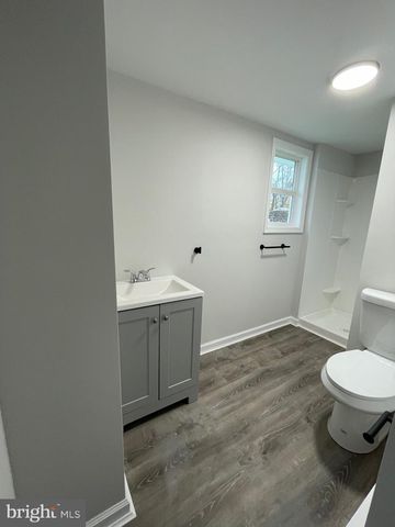 1710 LOWER ROCKY DALE RD, Green Lane, PA 18054