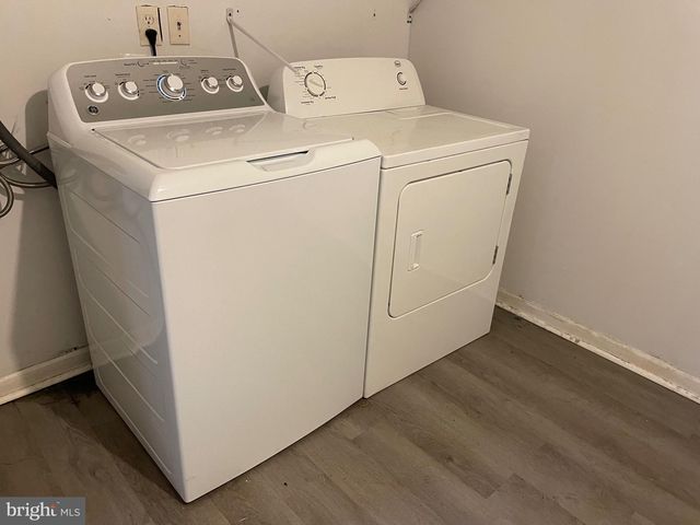 1710 LOWER ROCKY DALE RD, Green Lane, PA 18054