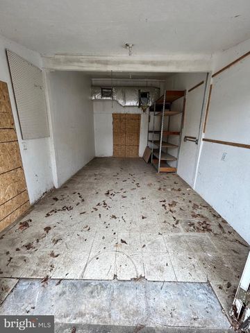 1710 LOWER ROCKY DALE RD, Green Lane, PA 18054